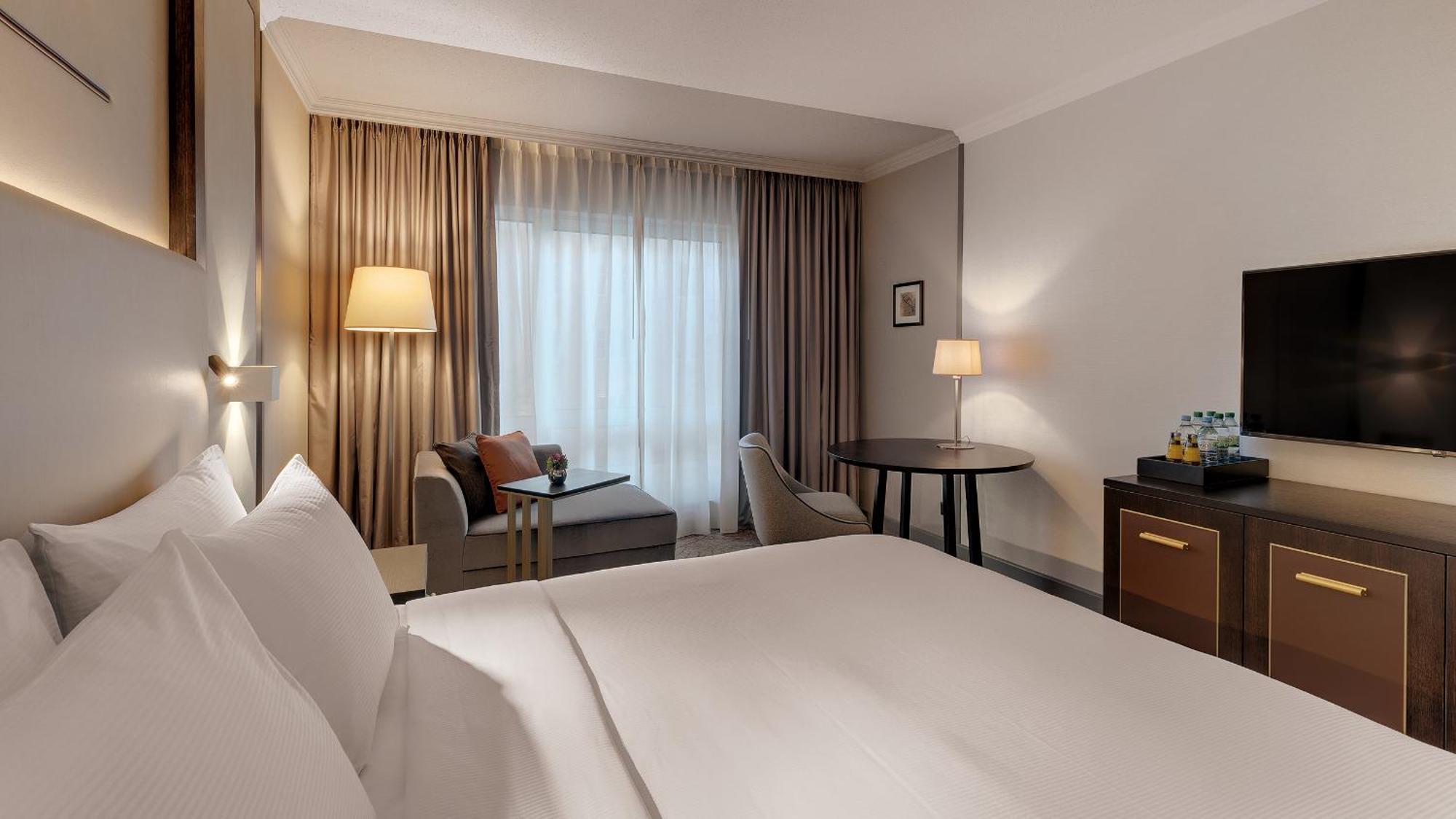 Hilton 4* München